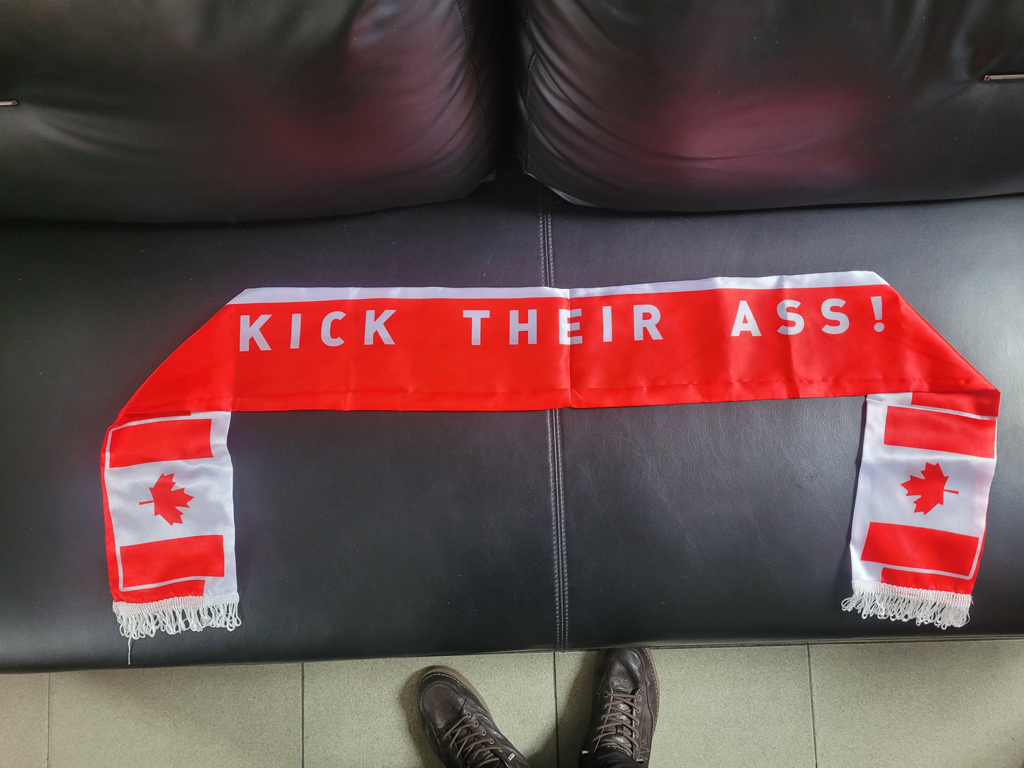 The "Big Mouth" Host Scarf - 2026 World Cup USA & Canada Fans Pride - Wholesale Pack for Real Fanatics (10/20 Pcs)