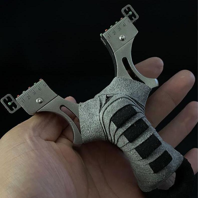 Professional Stainless Steel Slingshot Kit - Precision Target Catapult with Fiber Optic Sights & Leveler, Includes Safety Goggles + 600pcs Clay Ammo